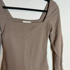 Aritzia Babaton taupe square neck bodysuit thumbnail 2