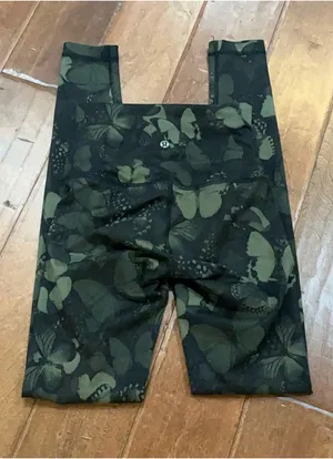 Lululemon Limited Edition Leggings thumbnail 2