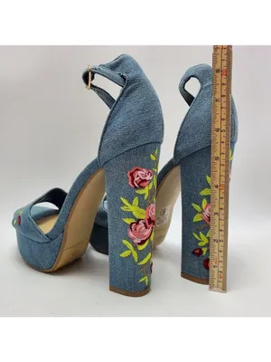 Heart in D Blue Denim Floral Embroidered Platform Heels Sandals Size 8 thumbnail 4