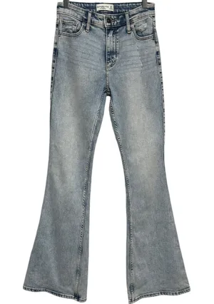 Abercrombie & Fitch The Flare Ultra High Rise Light Wash 24 00 thumbnail 1