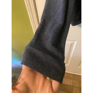 Blue Hanes sweatshirt size medium thumbnail 4
