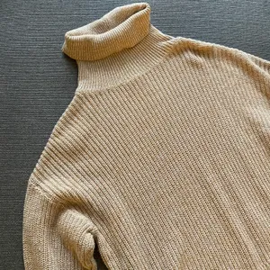 Beige Turtleneck thumbnail 3