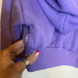 Aritzia TNA Hoodie sweatshirt purple size xs thumbnail 4