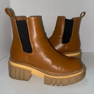 Madden girl brown chunky ankle boots size 7 thumbnail 1