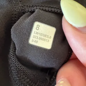 Lululemon Align Removable Strap Tank Top-Black- Size 8 thumbnail 5
