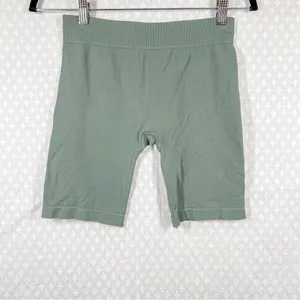 Free People‎ Intimately Green High Rise Seamless Bike Shorts thumbnail 2