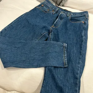 Levi‎ Blue 501 Skinny Jeans Size 25 thumbnail 1