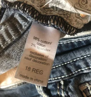 Maurices Premium Crop Jean Bling Pockets 18X22 Stretch Runs Small Measurements thumbnail 5