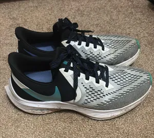 Nike Zoom Winflo Running Shoes thumbnail 2