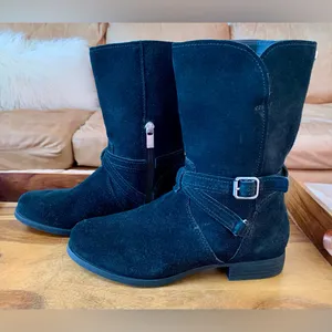 KOOLABURRA By UGG Black Suede Boots thumbnail 5