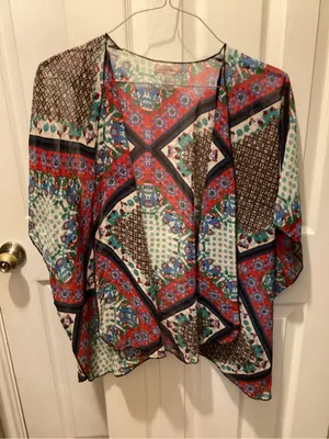 Band of Gypsies Red Multicolor Floral Kimono thumbnail 1