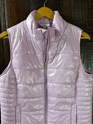 Time & Tru Lightweight Quilted Puffer Vest - Lavender Sleeveless Jacket thumbnail 3
