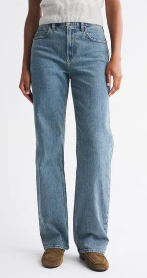 Abercrombie Curve Love Relaxed Jeans thumbnail 1