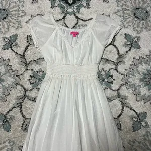 NWOT S Betsey Johnson Cotton Clip Dot Sweetheart Smocked White V-Neck Smocked Midi Dress thumbnail 4
