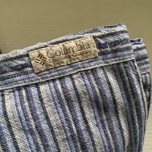 Y2K vintage Columbia women’s striped blue linen button crop pants, size small thumbnail 3