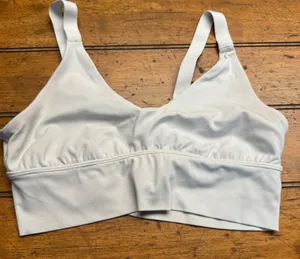 Aerie medium‎ white twist sports bra super cute layers layering thumbnail 1
