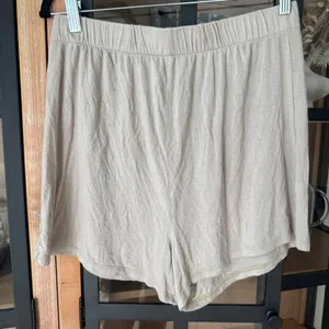 SKIMS taupe pajamas shorts high rise cooling pjs soft thumbnail 3