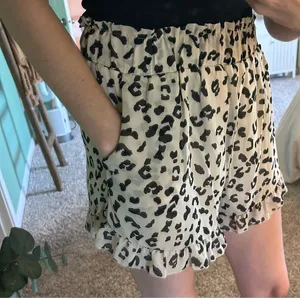 Leopard Print Ruffled Shorts Tan thumbnail 1