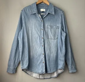Oversized Button Up Denim Shirt Size Medium Blue Jean Relaxed Fit 90s Butter Mom thumbnail 1