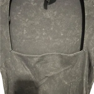 Hm Gray black square neck short sleeve Top size medium thumbnail 2