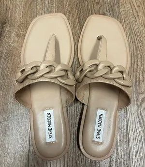 BRAND NEW Steve Madden Ariellah Sandals thumbnail 1