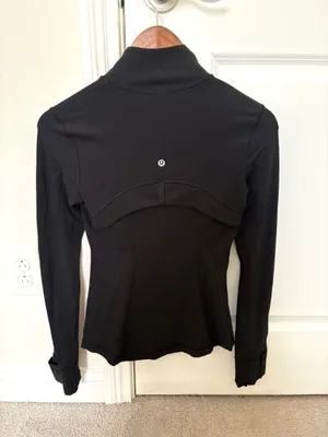 Lululemon dfyne jacket  thumbnail 3