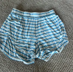 Old Navy blue + white striped sleep shorts Size XS #loungewear #summer thumbnail 1