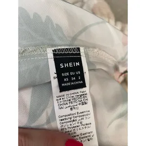 SHEIN Tropical Floral Maxi Dress XS Ruffle V-Neck Open Back Tie Sundress thumbnail 7