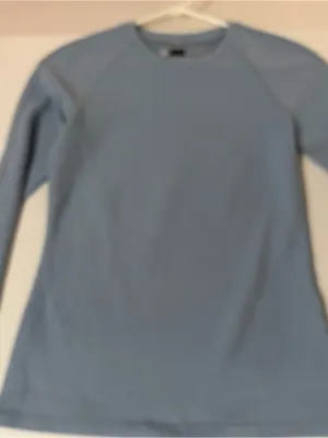 Baby blue nwot xs FIGS waffle knit long sleeve underscrub top logo new thumbnail 1