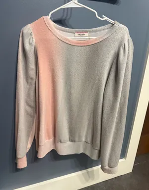 Women’s Sweater Gray Size L thumbnail 1
