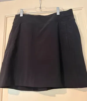 Athleta Black Athletic Tennis Mini Skort Size 4 thumbnail 1