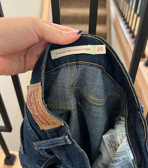 Jeans thumbnail 3