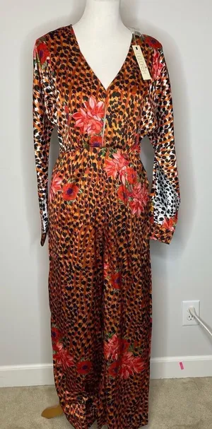 Liquorish- Multiprint Orange and Pink V-Neck Pant Suit thumbnail 1