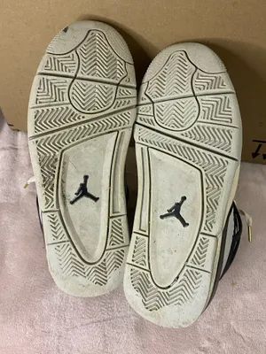 Nike AIR JORDAN 4 Retro (GS) Pure Platinum Gold (FZ8585 070) Boys Size 6.5Y thumbnail 7