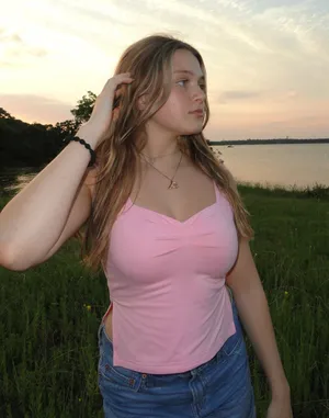 pink top thumbnail 1