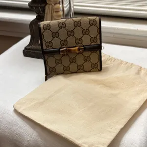 Gucci Tan Monogram Wallet with Bamboo Detail thumbnail 12
