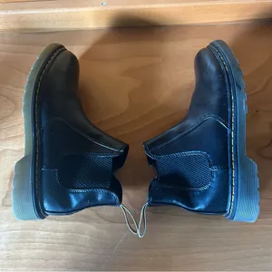 Dr. Martens 2976 Chelsea Boots Black Leather Size 5 thumbnail 8