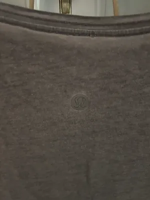 Lululemon Top thumbnail 3