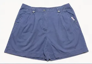 Bill Blass Jeans Women’s Size 14 Periwinkle Blue Pleated Cotton Shorts thumbnail 1