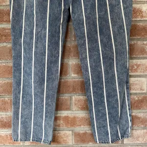 American Eagle Striped Mom Jeans Size 4 thumbnail 5