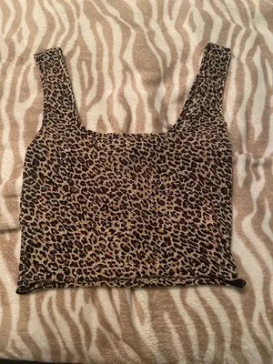 SheIn NWOT Leopard Square Neck Cropped Tank Top thumbnail 3