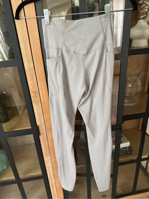 Halara SoftlyZero Crossover Pocket Plain Leggings UPF50+ high rise workout thumbnail 4