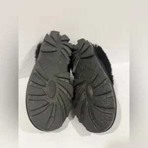 UGG Coquette Slippers Women’s 6 Black Shearling Lined Indoor Outdoor thumbnail 6