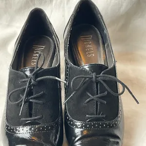 Vintage Nickels Black Oxford Heels – Patent & Suede Wingtip – Size 8.5M thumbnail 10