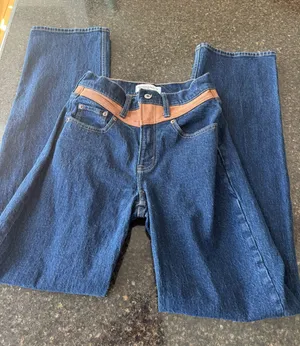 Abercrombie high rise 90s relaxed denim thumbnail 1