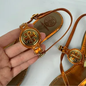 Tory Burch Ali Metallic Orange Sandals Sz 8 Strappy Logo Thong Flats thumbnail 9