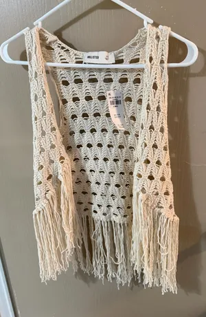 Hollister Crochet fringe vest thumbnail 1