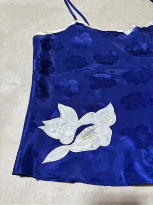 Victoria’s Secret gold label vintage Floral Camisole with White Appliqué small thumbnail 2