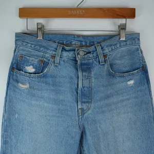 Levis 501 Jeans Womens 28x26 (30x25)‎ Ankle Crop Distressed Denim High Rise Mom thumbnail 3