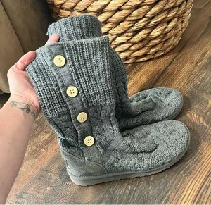 UGG Australia Leland Women's U.S Size 8 Gray Knit Tall or Fold Over Anke Boots thumbnail 1